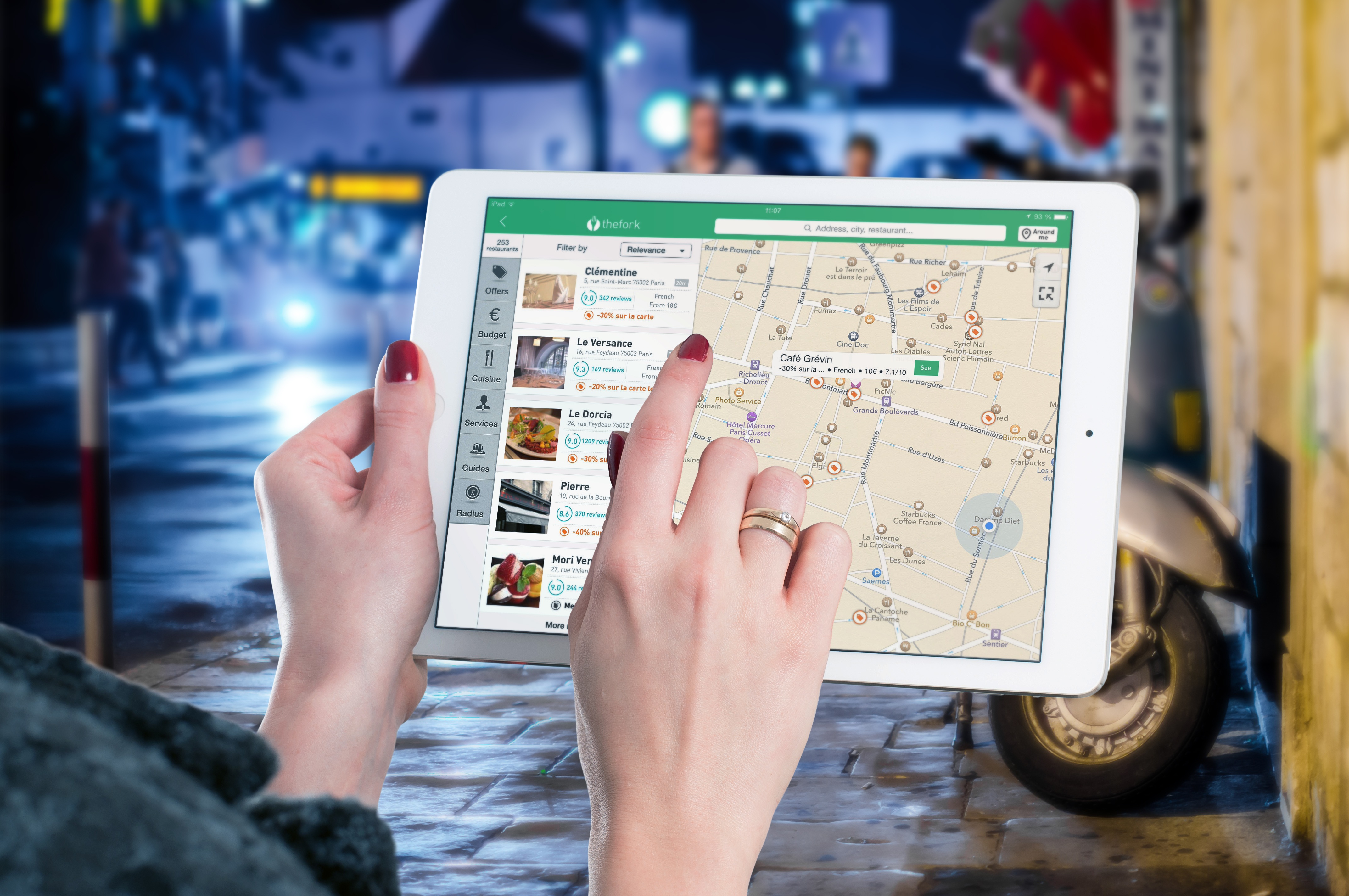 restaurant online search tablet